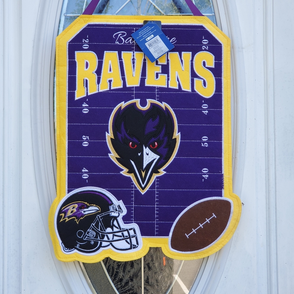 New NFL Baltimore Ravens Team Spirit Door Decor